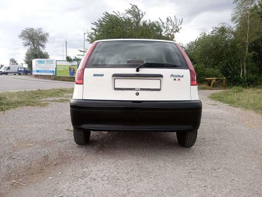 Fiat Punto 153.000 km 1.900 € Haar 85540