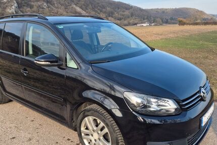 VW Touran 147.236 km 10.700 &euro; Nittenau 93149