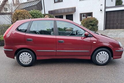 Nissan Almera Tino 80.000 km 3.000 &euro; Steisslingen 78256