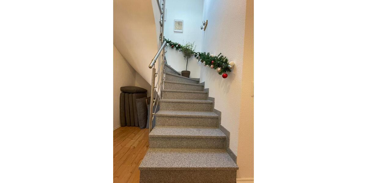 Reihenhaus Nörvenich - 3 Zimmer, 110 m&sup2;, 1.800&euro; | Angebot:25027195