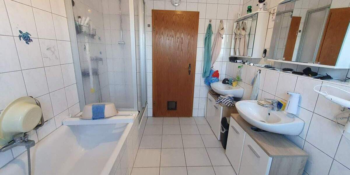 Etagenwohnung Bad Schmiedeberg - 3 Zimmer, 77 m&sup2;, 99.000&euro; | Angebot:25665793