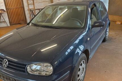 VW Golf 214.045 km 2.100 &euro; Gera 07552