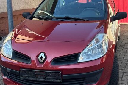 Renault Clio 145.000 km 2.700 &euro; Friesenheim 77948