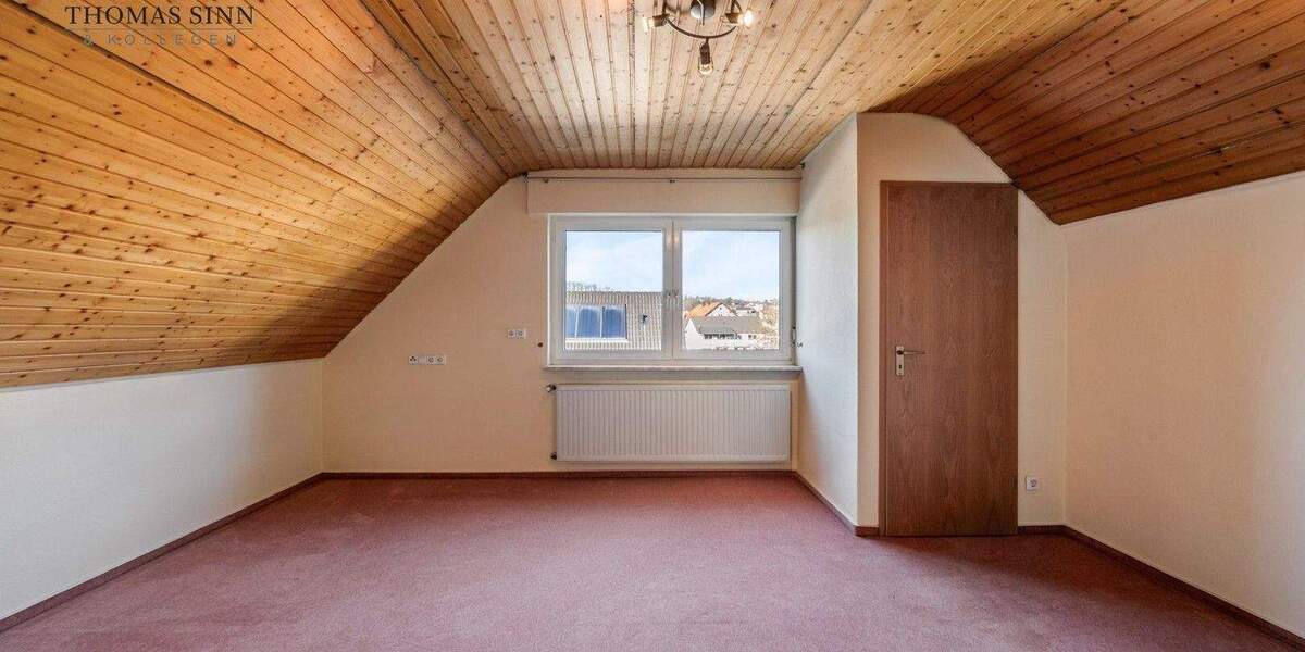 Mehrfamilienhaus, Wohnhaus Obersulm / Eschenau Eschenau - 7 Zimmer, 221 m&sup2;, 299.000&euro; | Angebot:25697688