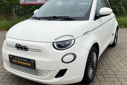 Fiat 500e 22.000 km 17.700 &euro; Ahrensburg 22926