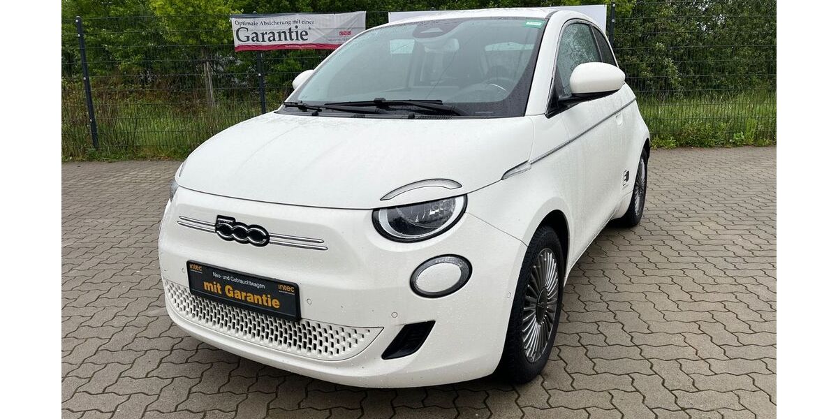 Fiat 500e 22.000 km 17.700 &euro; Ahrensburg 22926