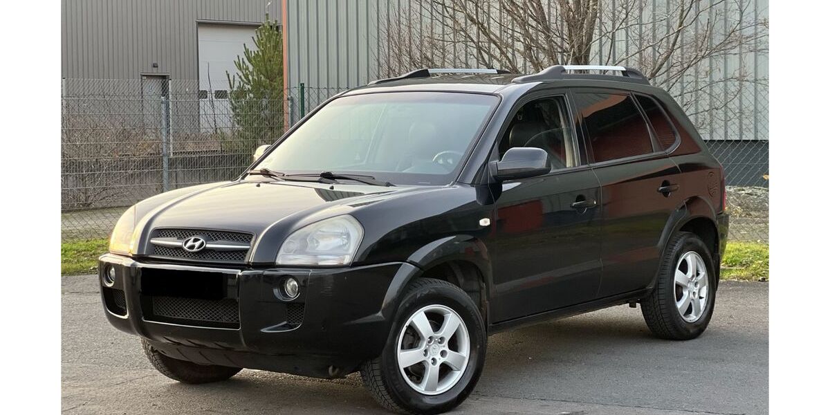 Hyundai TUCSON 190.000 km 3.200 &euro; Heusenstamm 63150