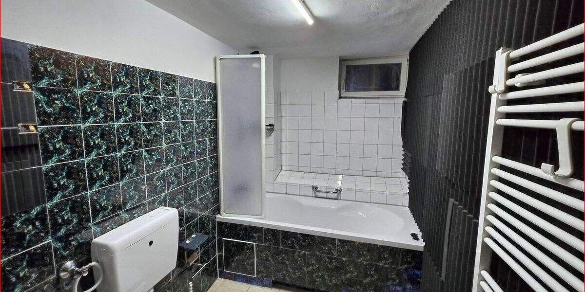 Doppelhaushälfte Altensteig - 5 Zimmer, 125 m&sup2;, 329.000&euro; | Angebot:25665822