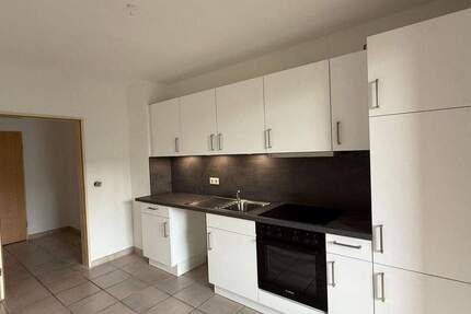 Helle, teilsanierte 2,5-Zimmer-Wohnung mit Loggia in Ashausen 2 zimmer