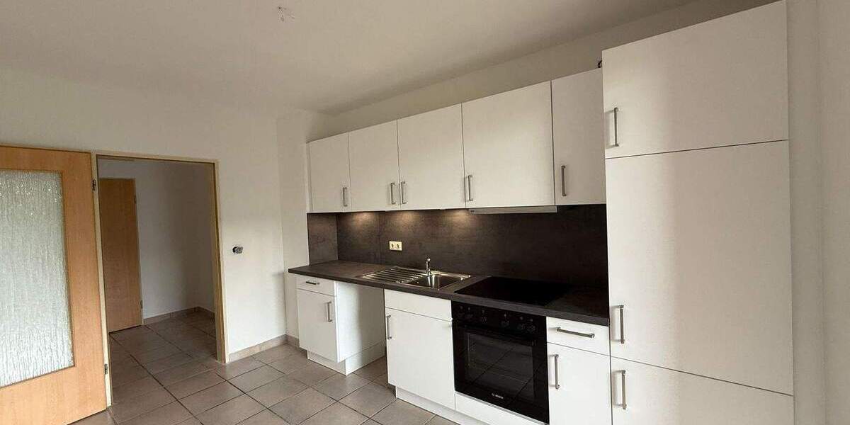 Helle, teilsanierte 2,5-Zimmer-Wohnung mit Loggia in Ashausen 2 zimmer