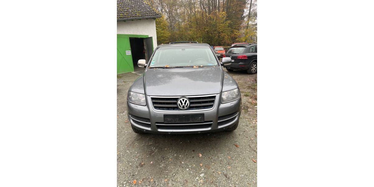 VW Touareg 275.000 km 4.950 € Niedernhausen 65527
