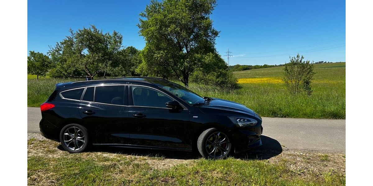 Ford Focus 75.000 km 16.100 &euro; Dußlingen 72144