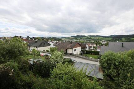 Haus Regen - 8 Zimmer, 157 m&sup2;, 239.000&euro; | Angebot:26674917