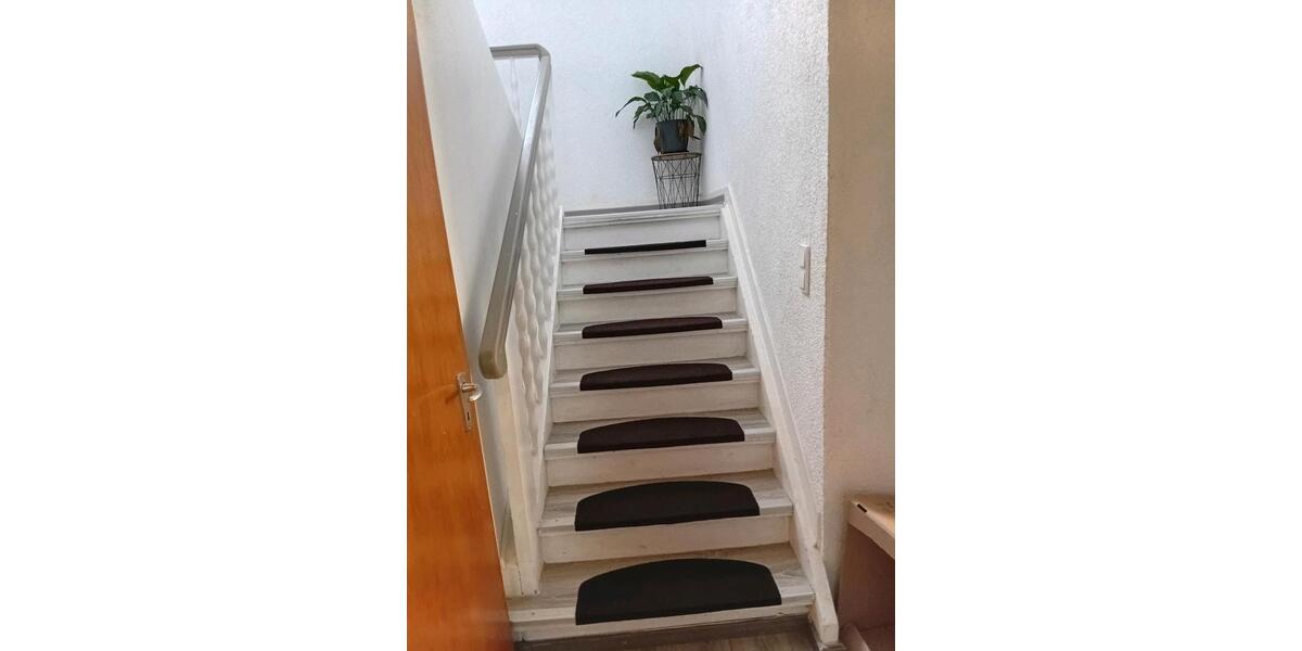 Einfamilienhaus Staudernheim - 6 Zimmer, 205 m&sup2;, 210.000&euro; | Angebot:27005561