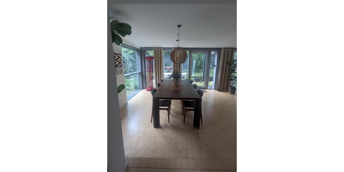 Einfamilienhaus Korntal-Münchingen Münchingen - 8 Zimmer, 250 m&sup2;, 899.000&euro; | Angebot:24726949