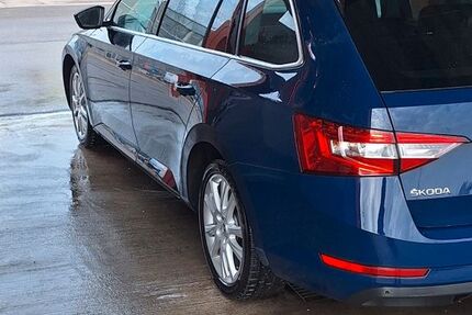 Skoda Superb 315.000 km 7.900 &euro; Daisbach 74915