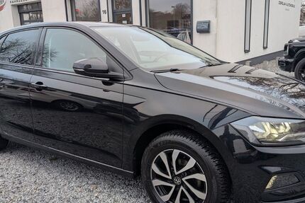 VW Polo 64.000 km 15.990 &euro; Wismar 23970