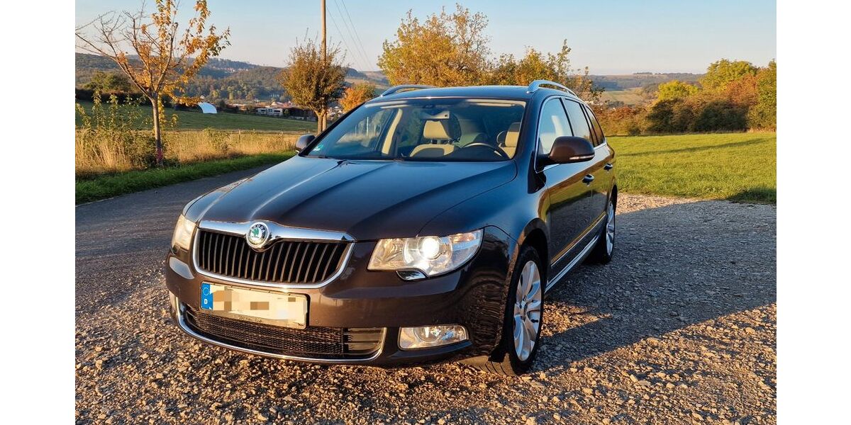 Skoda Superb 115.700 km 4.995 &euro; Leinefelde-Worbis 37339