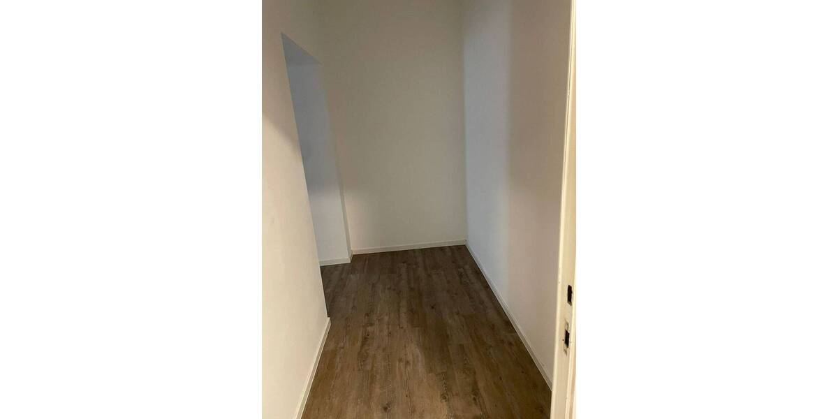 Etagenwohnung Springe - 2 Zimmer, 70 m&sup2;, 735&euro; | Angebot:26433849