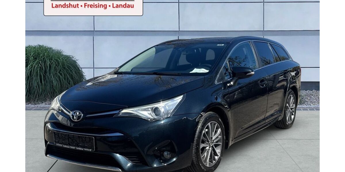 Toyota Avensis 103.627 km 16.950 &euro; Freising 85356
