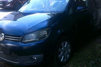 VW Touran 177.800 km 5.700 € Grevenbroich 41516
