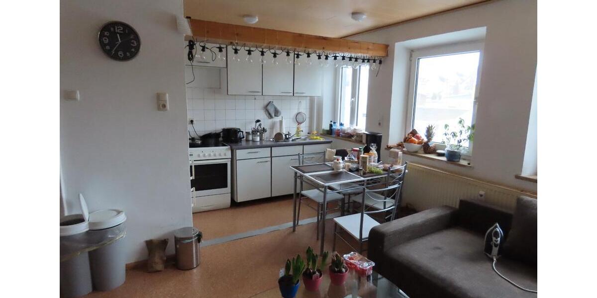 Etagenwohnung Röslau - 4 Zimmer, 63 m&sup2;, 340&euro; | Angebot:26385551