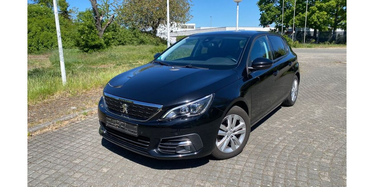 Peugeot 308 118.754 km 9.500 &euro; Wiesbaden 65207