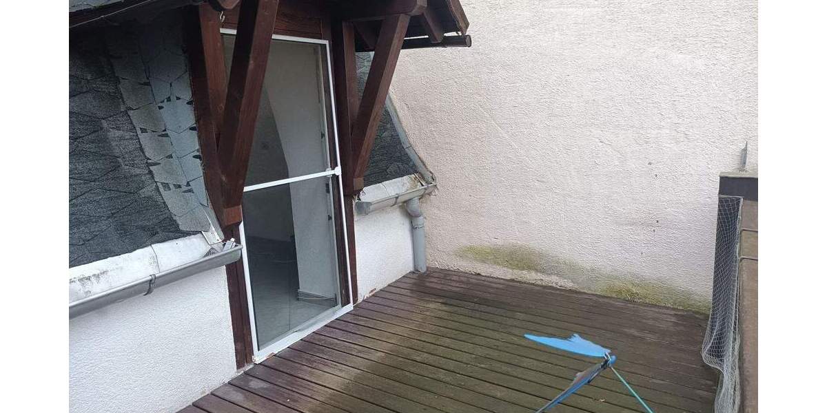 Reihenmittelhaus Meerane - 3 Zimmer, 82 m&sup2;, 399&euro; | Angebot:25745327