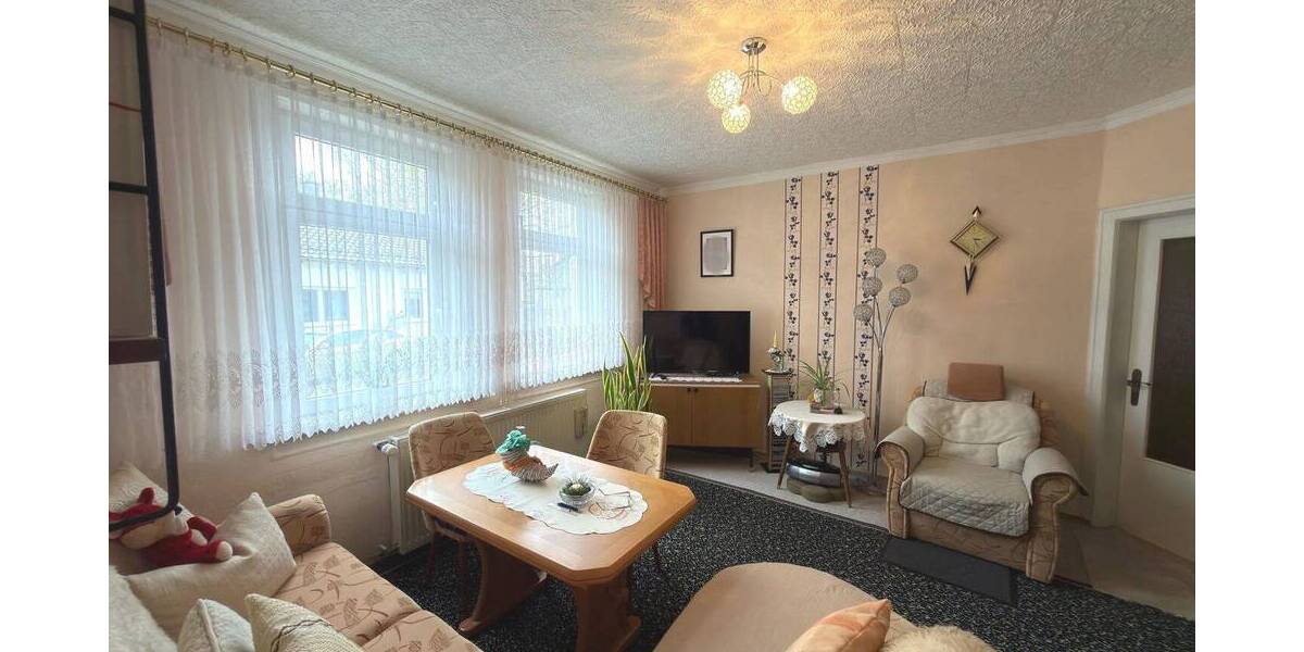 Einfamilienhaus Bad Langensalza - 8 Zimmer, 142 m&sup2;, 205.000&euro; | Angebot:26730752
