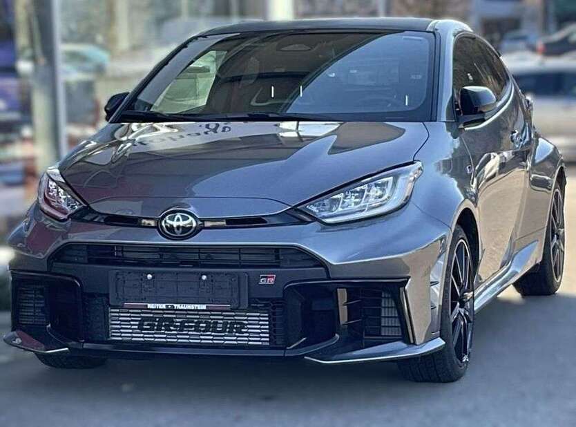 Yaris
