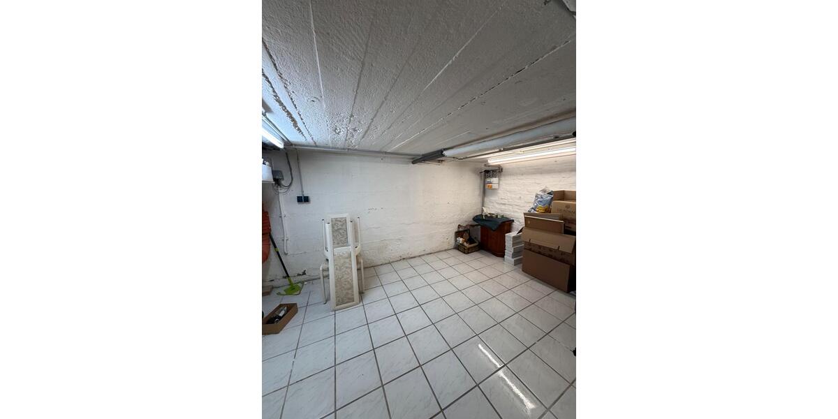 Doppelhaushälfte Wiesbaden Schierstein - 2 Zimmer, 85 m&sup2;, 1.500&euro; | Angebot:26035821