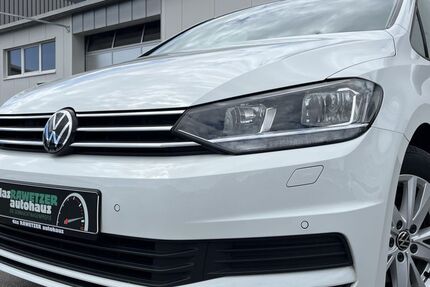 VW Touran 59.987 km 21.860 &euro; Marktredwitz 95615