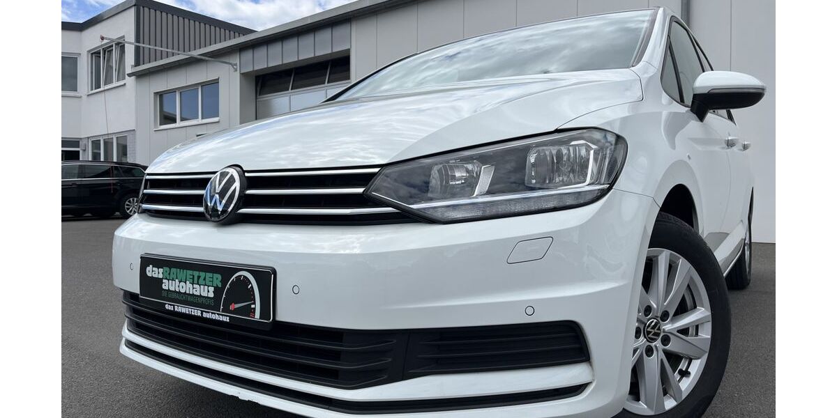 VW Touran 59.987 km 21.860 &euro; Marktredwitz 95615