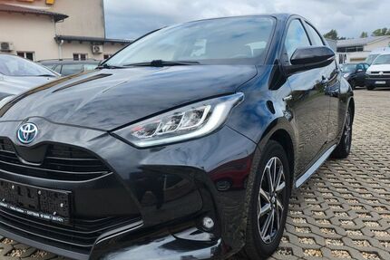 Toyota Yaris 74.500 km 15.990 € Cottbus 03042