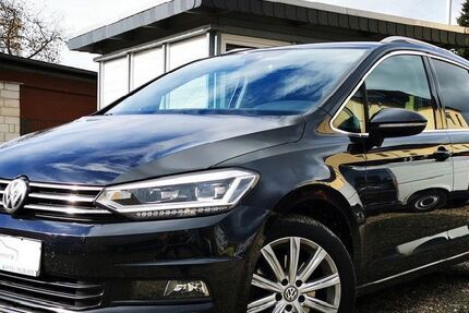 VW Touran 81.128 km 19.990 € Dresden 01237