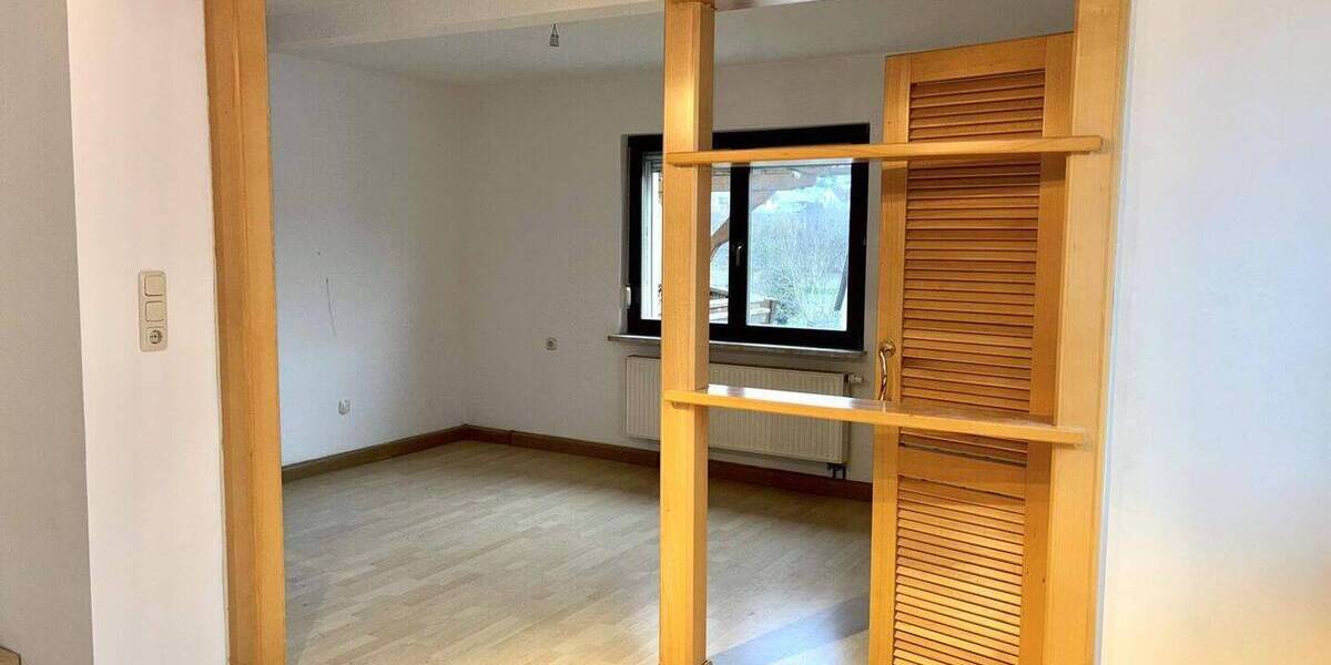 Einfamilienhaus Gemünden Am Main Gemünden - 4 Zimmer, 118 m&sup2;, 178.000&euro; | Angebot:25772105