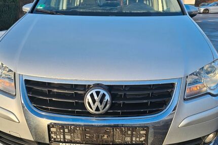 VW Touran 320.000 km 3.890 &euro; Chemnitz 09120