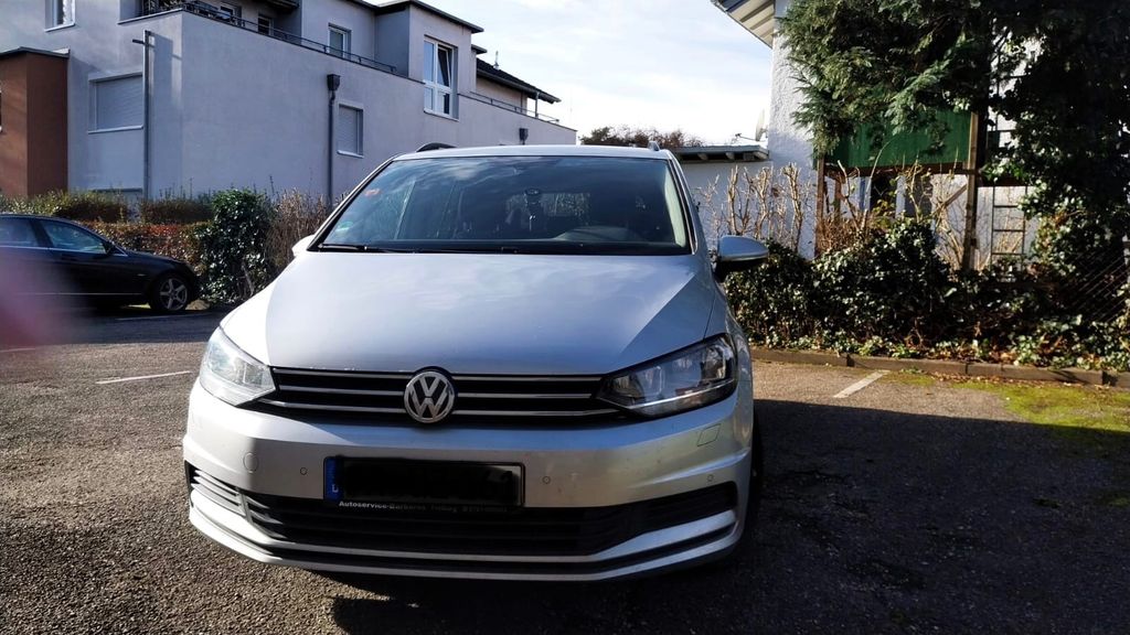 VW Touran 137.000 km 17.800 &euro; Ladenburg 68526
