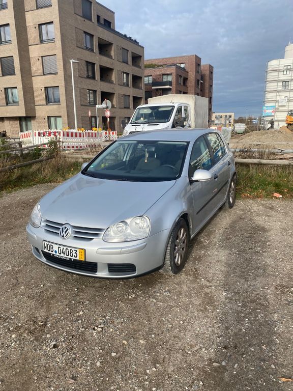 VW Golf 189.000 km 2.200 € Wolfsburg 38446