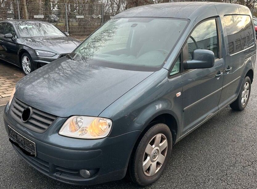 VW Caddy 148.500 km 7.990 € Wolfsburg/Vorsfelde 38448