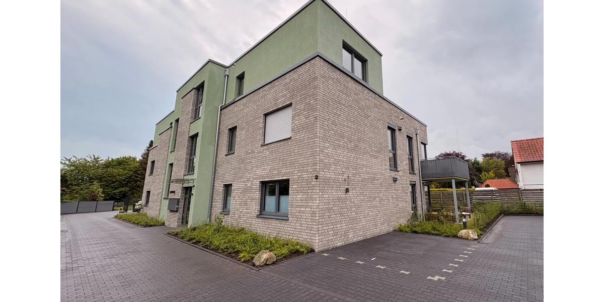 Etagenwohnung Zetel - 2 Zimmer, 87 m&sup2;, 1.070&euro; | Angebot:26618573