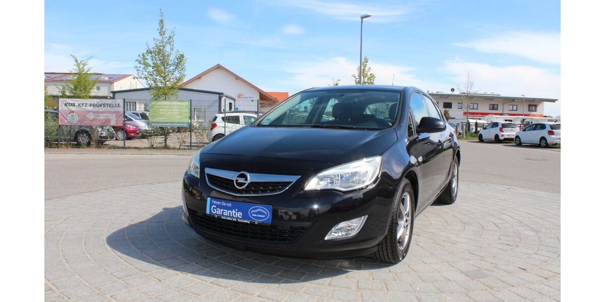 Opel Astra 193.000 km 2.900 &euro; Harthofen 85669