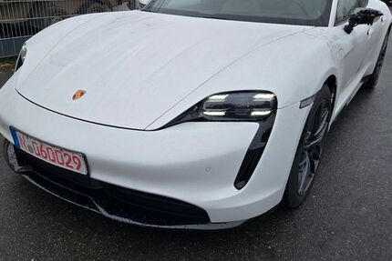 Porsche Taycan 27.000 km 38.500 &euro; Nürnberg 90427