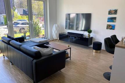 Exklusive 3-Zimmer-Wohnung mit Terrasse & Garten, provisionsfrei