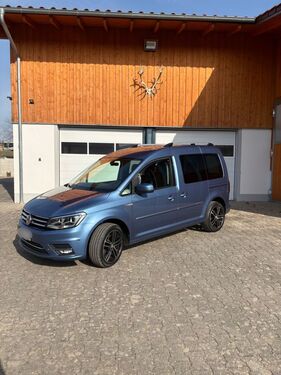 VW Caddy 109.000 km 23.299 &euro; Regenstauf 93128