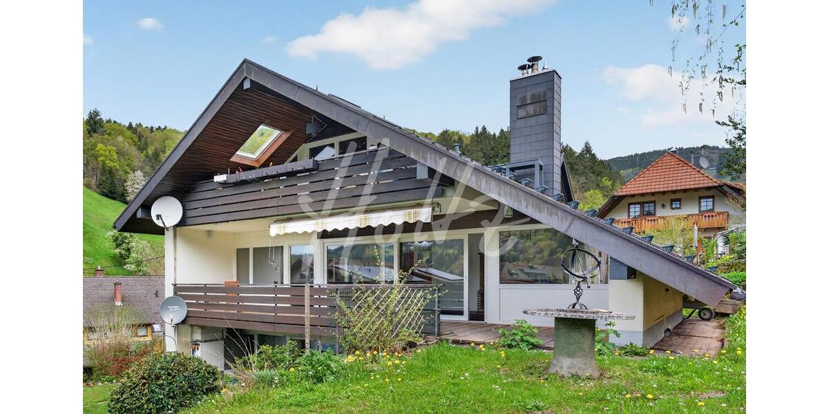 Terrassenwohnung Bollschweil - 5 Zimmer, 150 m&sup2;, 1.600&euro; | Angebot:26252293