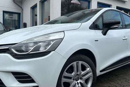 Renault Clio 137.000 km 8.449 &euro; Gummersbach 51645