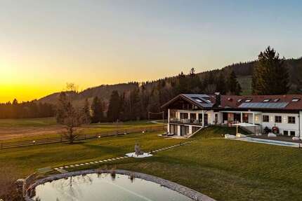 Haus Roßhaupten - 10 Zimmer, 580 m&sup2;, 5.600.000&euro; | Angebot:22194398