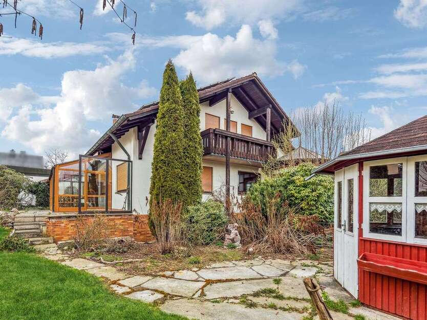Haus zum Kaufen in Münchberg 350.000 € 230.84 m²