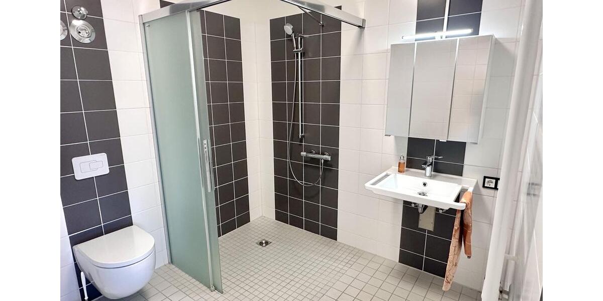 Etagenwohnung Amberg - 3 Zimmer, 78 m&sup2;, 1.100&euro; | Angebot:24440421